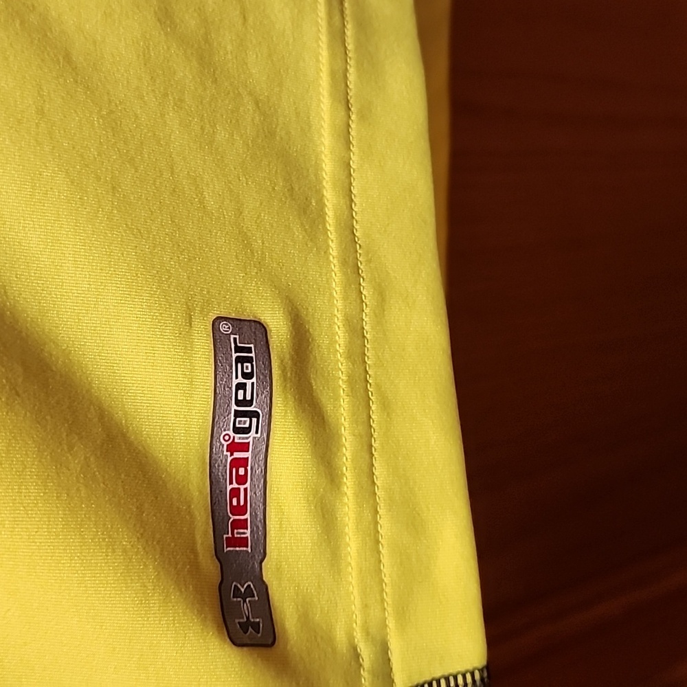 Under Armour Men's 3xl Yellow T-Shirt. - Picture 2 of 4